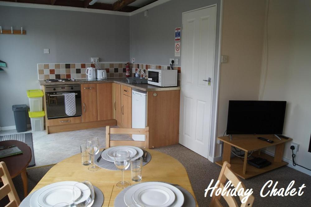Greenways Valley Holiday Park Great Torrington Exterior foto